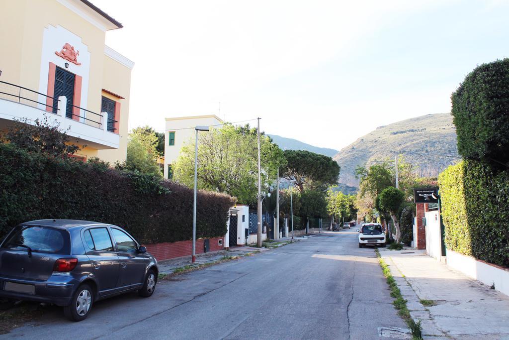 B&B Casa Chinaski Mondello Εξωτερικό φωτογραφία