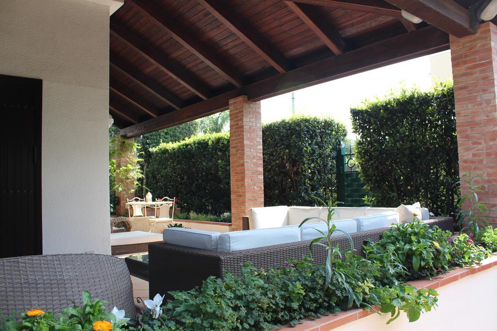 B&B Casa Chinaski Mondello Εξωτερικό φωτογραφία