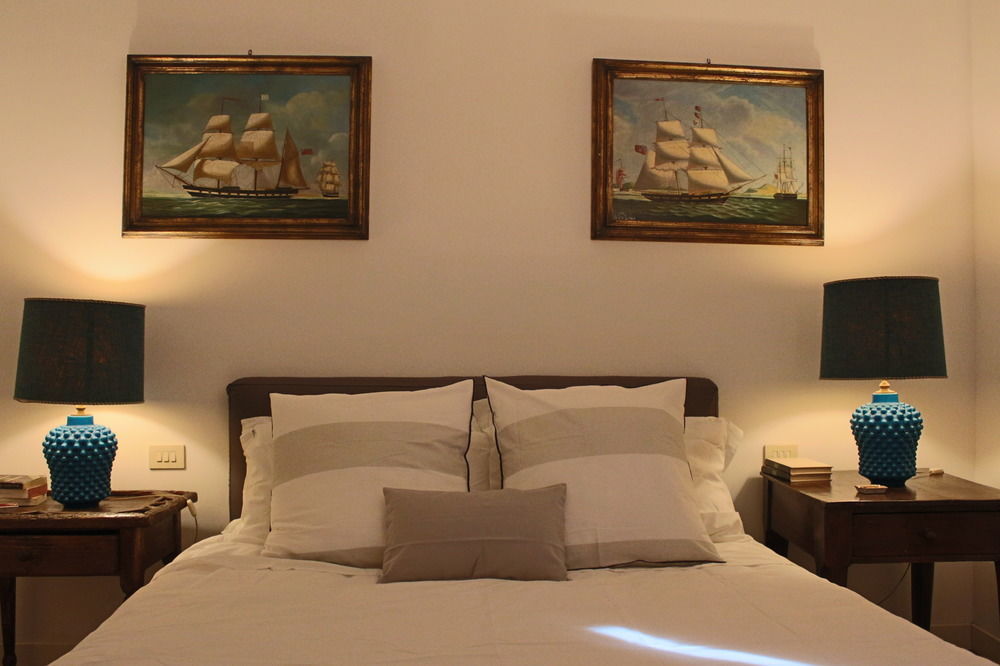 B&B Casa Chinaski Mondello Εξωτερικό φωτογραφία