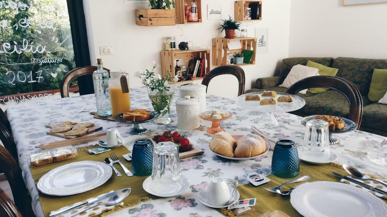 B&B Casa Chinaski Mondello Εξωτερικό φωτογραφία